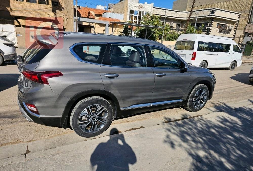 هيونداي سانتافي